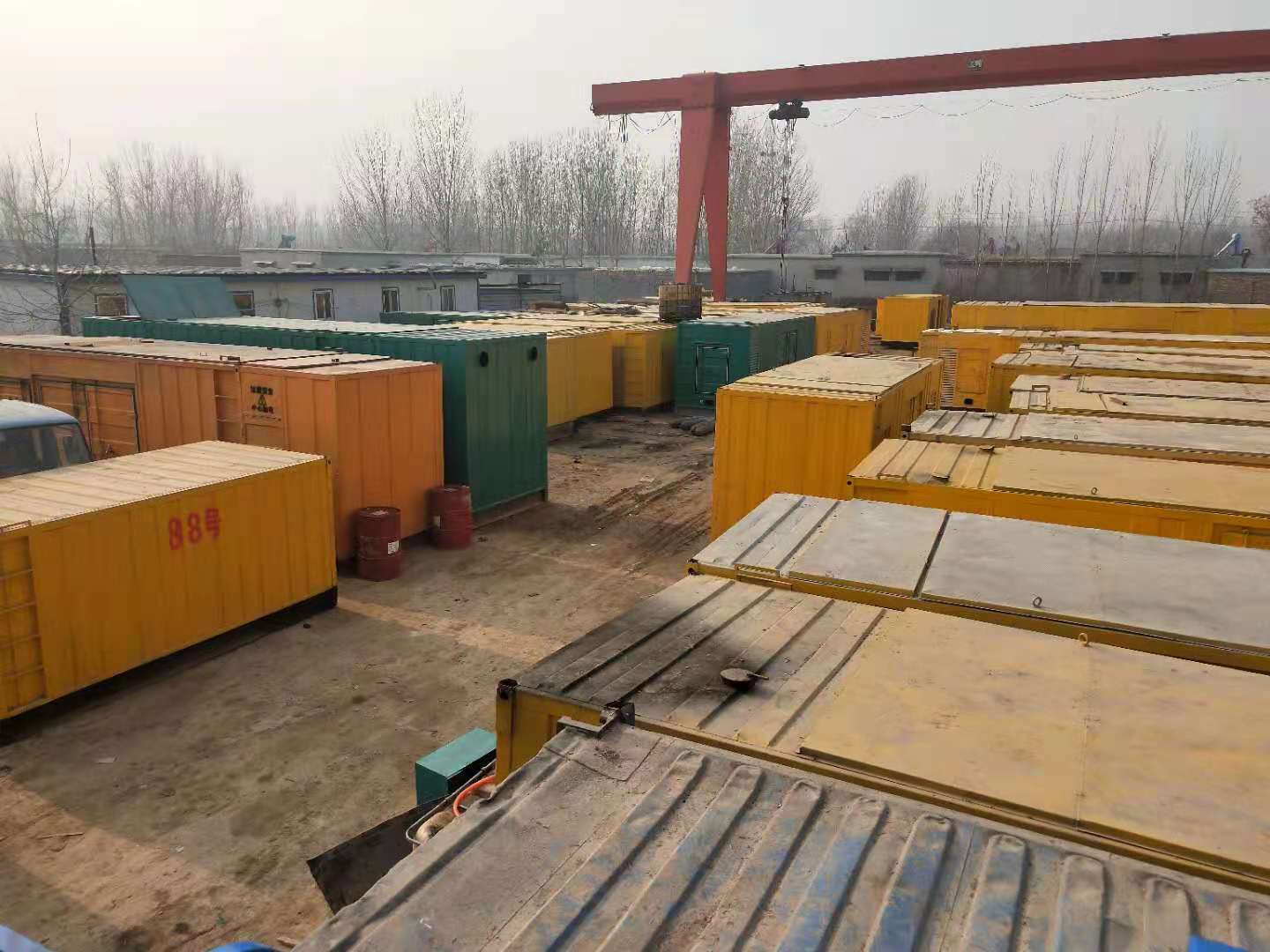 平江租赁发电机-灰尘、风沙对柴油发电机组造成哪些不良影响？